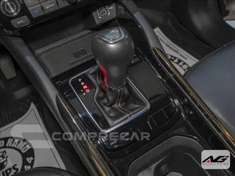 COMMANDER 1.3 T270 Turbo Limited