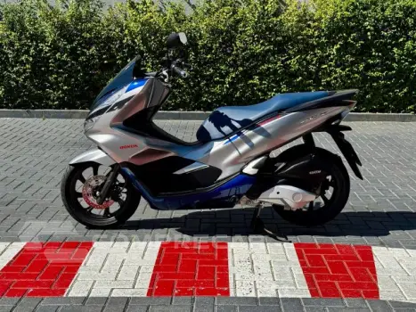 PCX 150 - Scooter