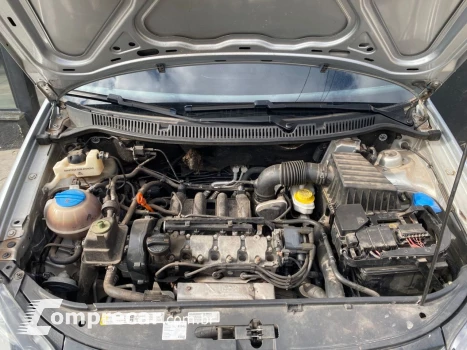 Polo Sed. COMFORT. 1.6 Mi Tot. Flex 8v