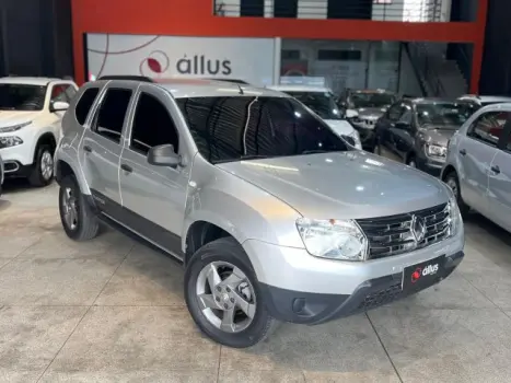 Renault DUSTER - 1.6 4X2 16V 4P MANUAL 4 portas