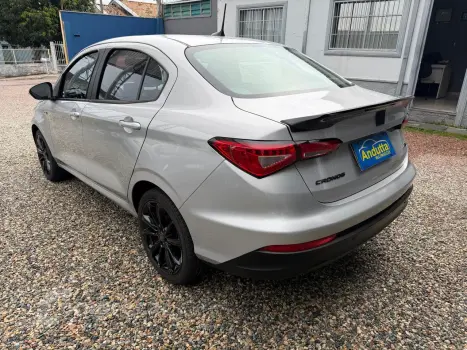 Cronos 1.8 4P FLEX HGT AUTOMÁTICO