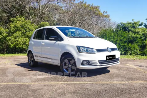 Volkswagen Fox Connect 1.6 Flex 8V 5p 4 portas