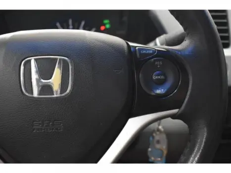 CIVIC - 1.8 EXS 16V 4P AUTOMÁTICO