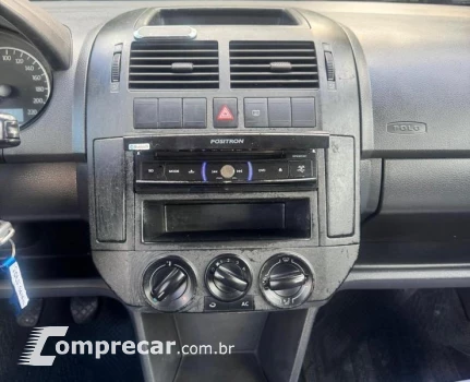 POLO SEDAN 1.6