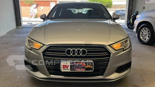 A3 1.4 TFSI Sedan Ambiente 16V