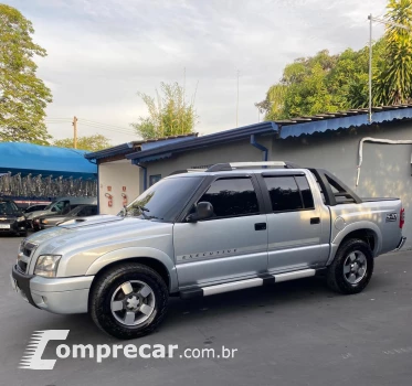 S10 2.4 MPFI Executive 4X2 CD 8V