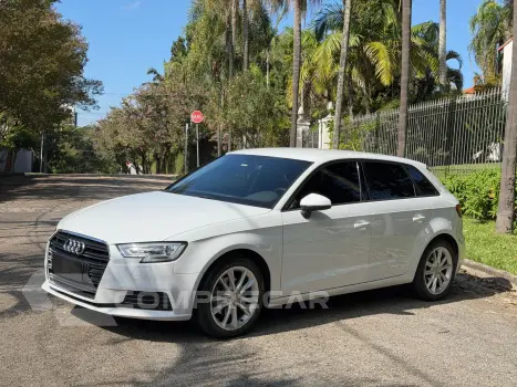 Audi A3 1.4 TFSI Sportback Ambiente 16V 4 portas