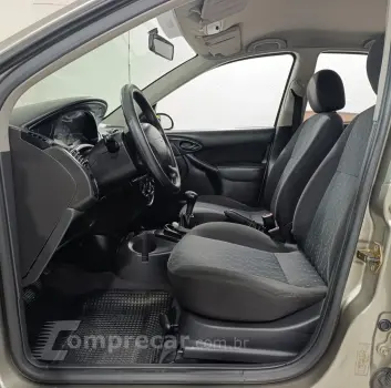 FOCUS 1.6 8V