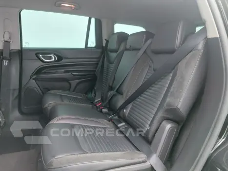COMMANDER 1.3 T270 TURBO FLEX LIMITED AT6