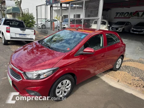 CHEVROLET ONIX HATCH LT 1.0 8V FlexPower 5p Mec. 4 portas