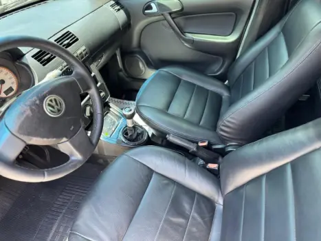 Gol 1000 Mi 16V/ Ouro 4p