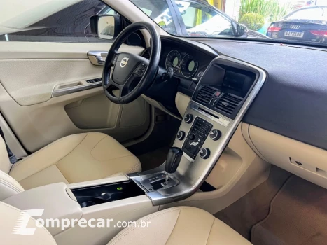 XC60 2.0 T5 Comfort FWD Turbo