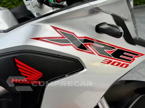 XRE 300 ABS