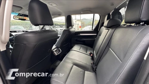 HILUX 2.8 D-4D TURBO DIESEL CD SRX PLUS 4X4 AUTOM