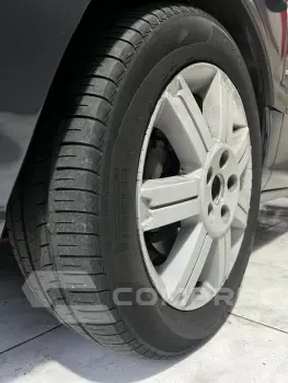 ZAFIRA 2.0 MPFI Elegance 16V