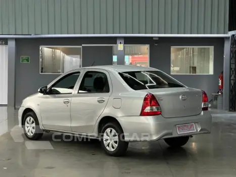 ETIOS SEDAN - 1.5 X SEDAN 16V 4P MANUAL