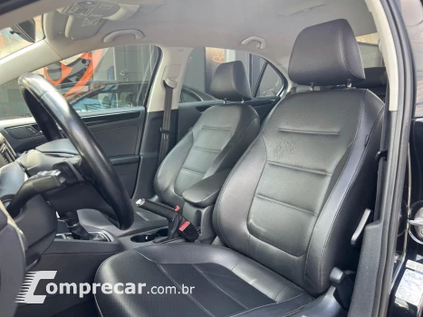 JETTA 2.0 TSI HIGHLINE 211CV GASOLINA 4P TIPTRONIC