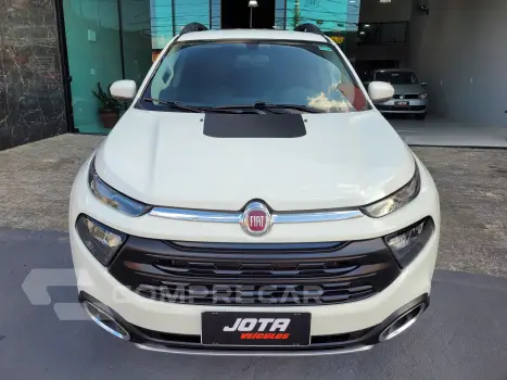 TORO 2.0 16V Turbo Freedom 4WD