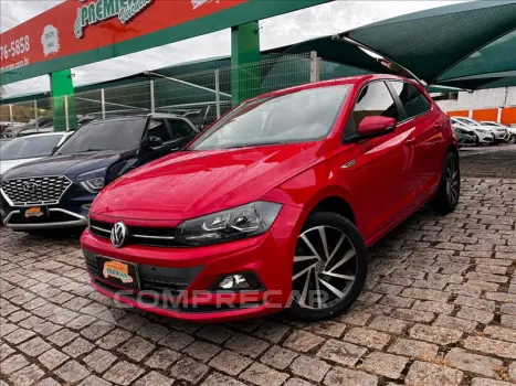 Volkswagen POLO 1.0 200 TSI Comfortline 4 portas