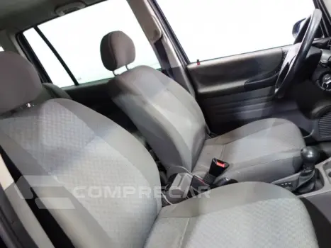 ZAFIRA - 2.0 MPFI EXPRESSION 8V 4P AUTOMÁTICO