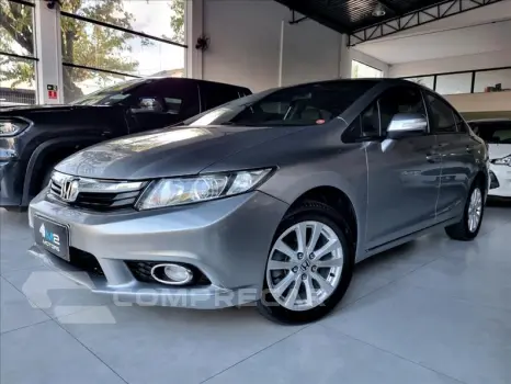 Honda CIVIC 2.0 LXR 16V 4 portas