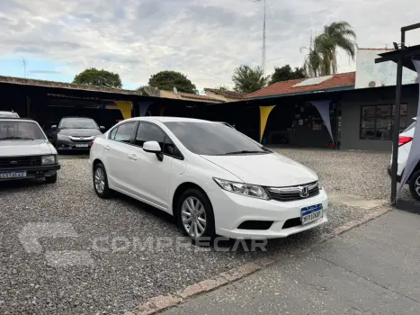 Honda CIVIC 1.8 LXS 16V 4 portas