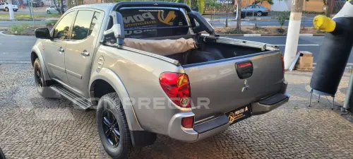 L200 Triton HLS 2.4 Flex 16V CD Mec.