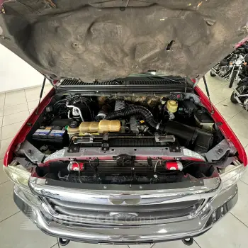 F-250 4.2 XLT 4X2 CS V6