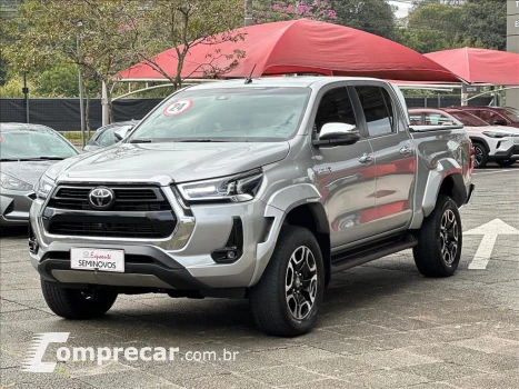 HILUX 2.8 D-4D TURBO DIESEL CD SRX PLUS 4X4 AUTOM