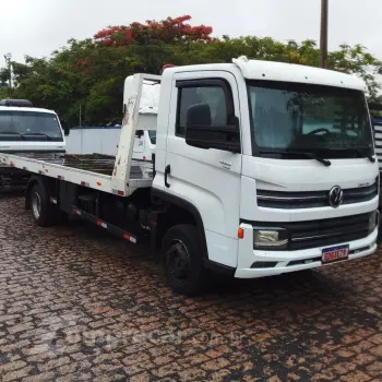 11.180 DRC 4X2 COM PLATAFORMA