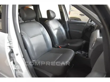 DUSTER - 2.0 DYNAMIQUE 4X2 16V 4P AUTOMÁTICO