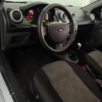 Fiesta SE 1.6 8V Flex 5p