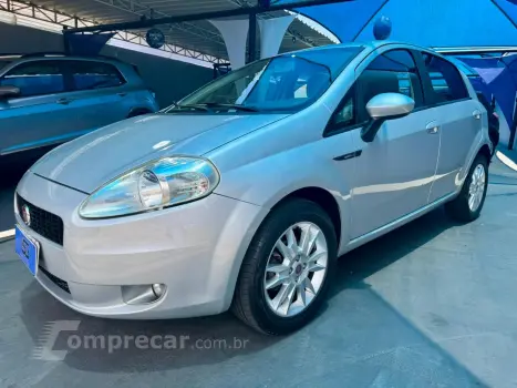 Fiat Punto 1.6 16V 4P ESSENCE FLEX 4 portas
