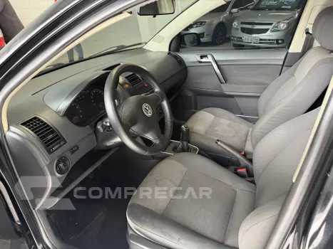 POLO SEDAN 1.6 MI Comfortline 8V