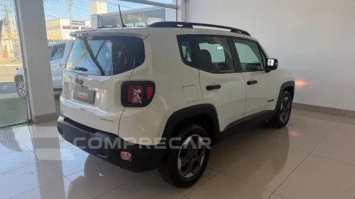 Renegade 1.8 4x2 Flex 16V Aut.