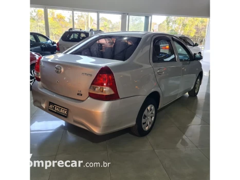 ETIOS 1.5 X PLUS SEDAN 16V FLEX 4P AUTOMÁTICO