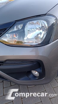 Etios 1.5 X Plus Sedan 16V Automático