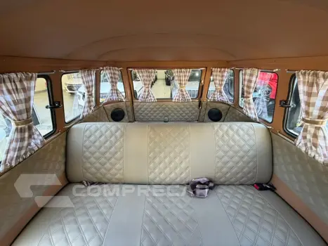 Kombi 1.6 Std 8V Gasolina 3P Manual