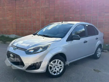 FORD FIESTA 1.6 MPI SEDAN 8V FLEX 4P MANUAL 4 portas