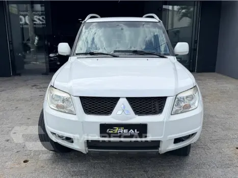 PAJERO TR4 2.0 4X2 16V 140CV FLEX 4P AUTOMÁTICO