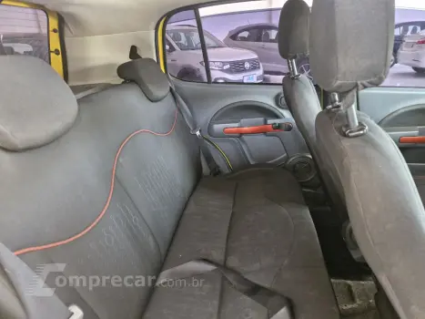 Uno 1.4 4P FLEX SPORTING