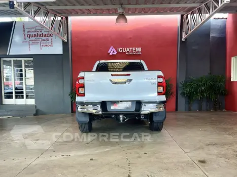 HILUX 2.8 D-4D TURBO DIESEL CD SRX 4X4 AUTOMÁTICO