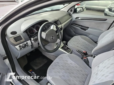 VECTRA 2.0 MPFI Elegance 8V