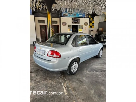 CLASSIC - 1.0 MPFI LS 8V 4P MANUAL