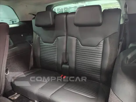 COMMANDER 1.3 T270 Turbo Limited
