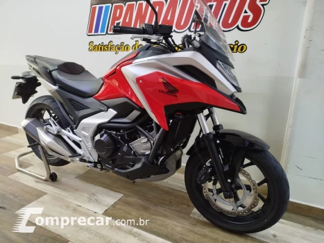 NC 750X 700 cc