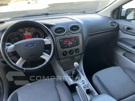 FOCUS 1.6 SE Plus 16V