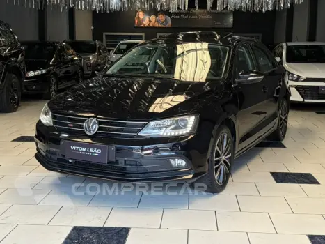 Volkswagen JETTA 2.0 TSI HIGHLINE 211CV GASOLINA 4P TIPTRONIC 4 portas