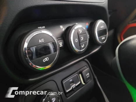 RENEGADE 2.0 16V Turbo Trailhawk 4X4
