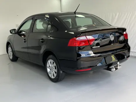 VOYAGE 1.0 MI City 8V